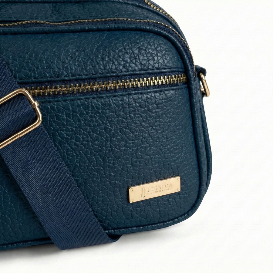 شنطة كروس جلد إيطالي مستورد كحلي بحزام ستان مقاس 20×25